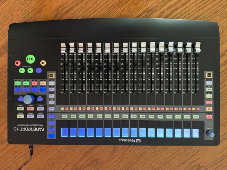 Vente d'une Presonus Faderport 16 - Immagine2