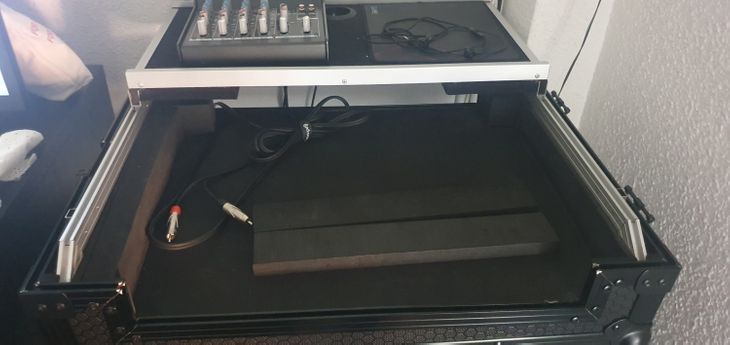 Lo vendo por que quiero un controlador de gama alt - Imagen5