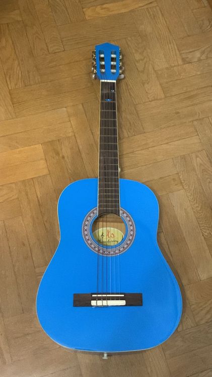 Guitarra clásica azul - Imagen por defecto