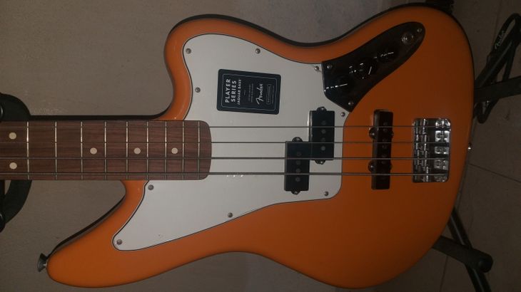 Jaguar bass orange como nuevo en perfecto estado. - Imagen2