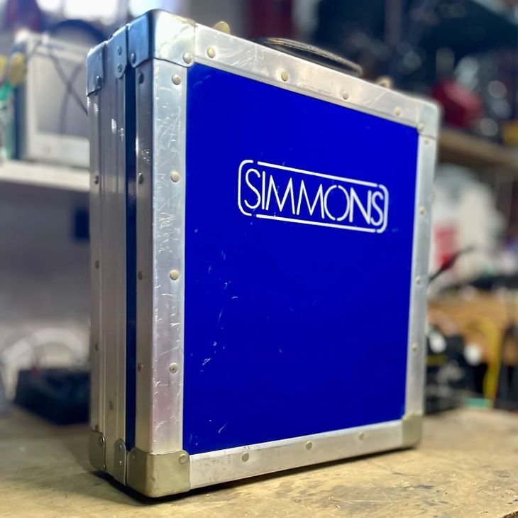 Insanely Rare Simmons Suitcase Kit Pad Set - Bild6